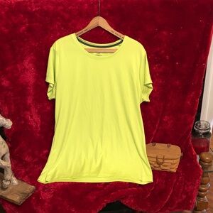 Danskin Now Neon Yellow Women's Short Sleeve Top